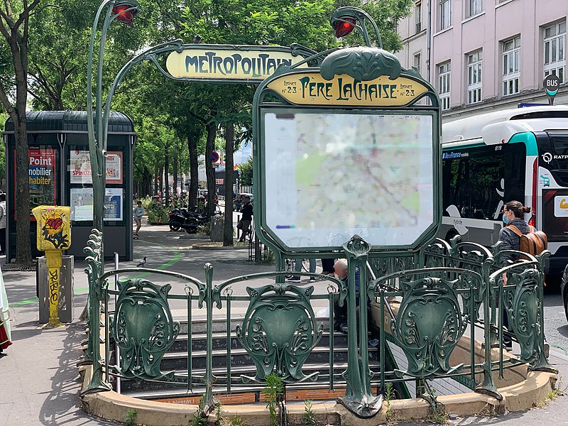 photo de l'entrée de la station Père Lachaise Métro Paris